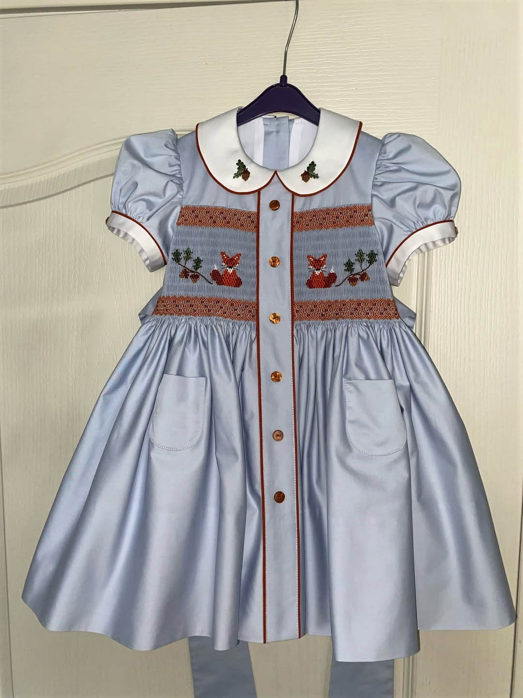 ชุดเด็กชายหญิงน่ารัก ชุดเดรสปั - Photography Outfits บทวิจารณ์และราคา